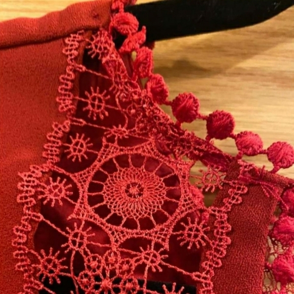 Nicholas Lace-Trim Crepe Short-Sleeve Dress - Picture 5 of 14